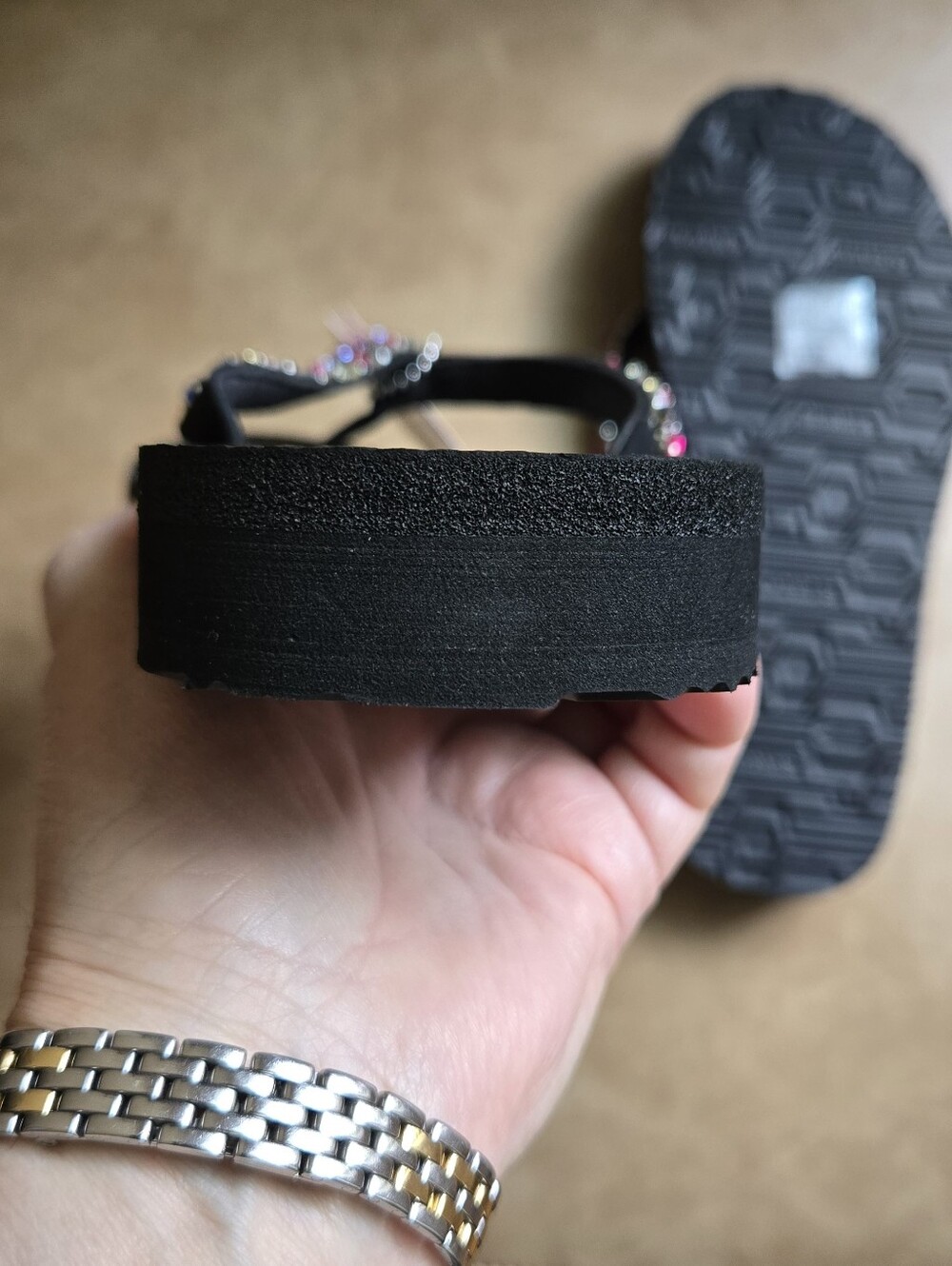 Skechers Black Yoga Foam Flip Flops with Pink Multicolor Beaded Straps - Picture 4 of 4